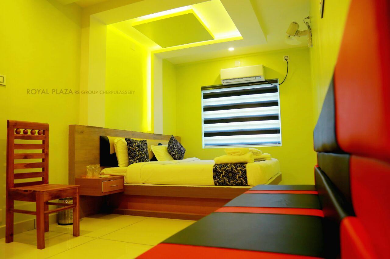Royal Plaza Residency 호텔 Cheruppulasseri 외부 사진
